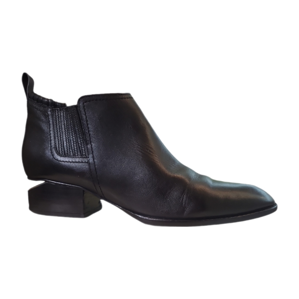 ALEXANDER WANG | Kori Black Leather Ankle Boots in Size US 9.5 / EU 40